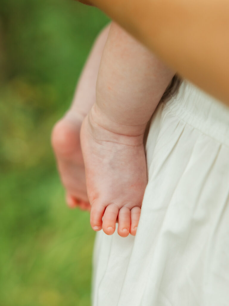 A relaxed late summer engagement session in East Spokane featuring golden fields, natural light, and an outdoors-loving couple.
