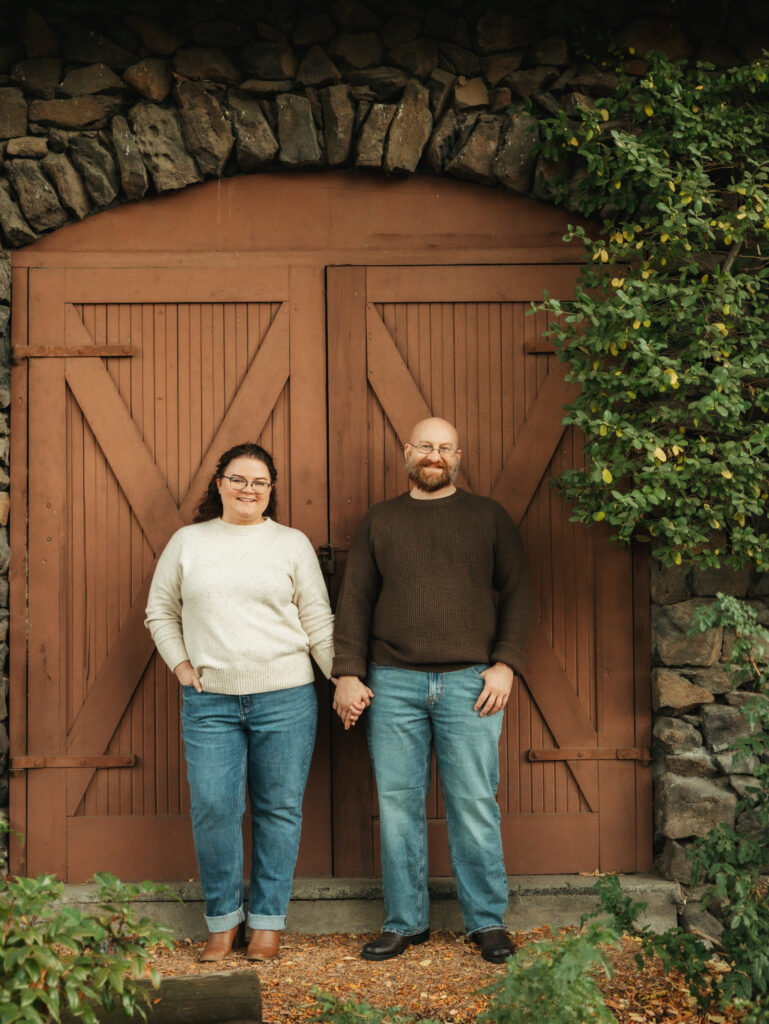 A warm and peaceful Manito Park engagement session in Spokane, WA. Natural engagement photos captured one month before the wedding.